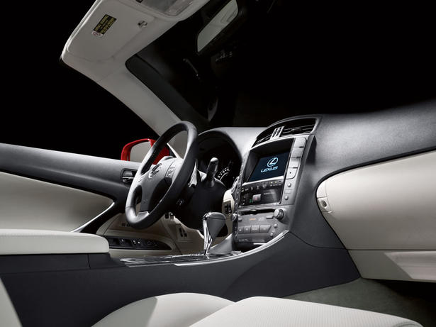Lexus IS 250C