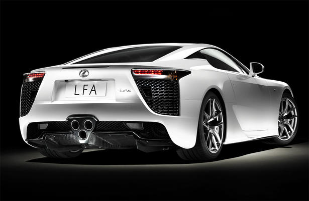 Lexus LFA US debut
