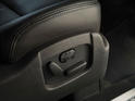 2013 Lincoln MKT 34