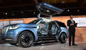 Lincoln Navigator Concept 11