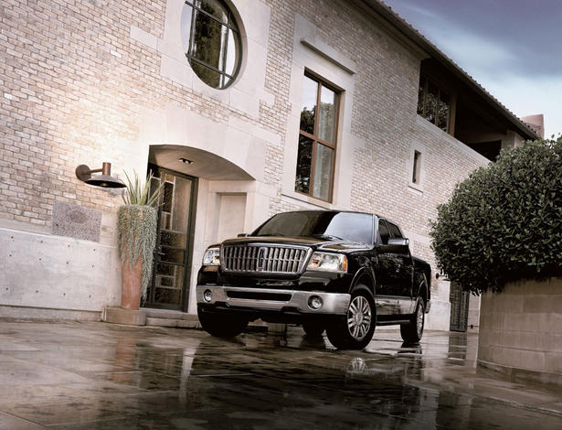 2008 Lincoln Mark LT