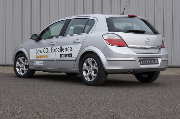 Lotus Low CO2 Opel Astra