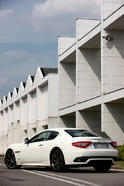 Maserati GranTurismo S Automatic Sport Pack 5
