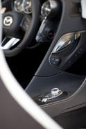 Mazda Shinari 65
