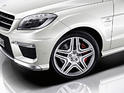 2012 Mercedes ML63 AMG 19
