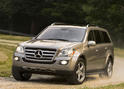 Mercedes GL550 4MATIC 12