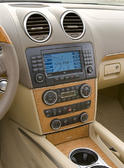 Mercedes GL550 4MATIC 9