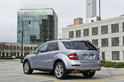 Mercedes ML450 HYBRID 28