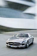 Mercedes SLS AMG 32
