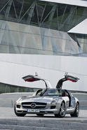 Mercedes SLS AMG 33