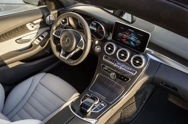 2015 Mercedes C Class Estate Specs and Equipment