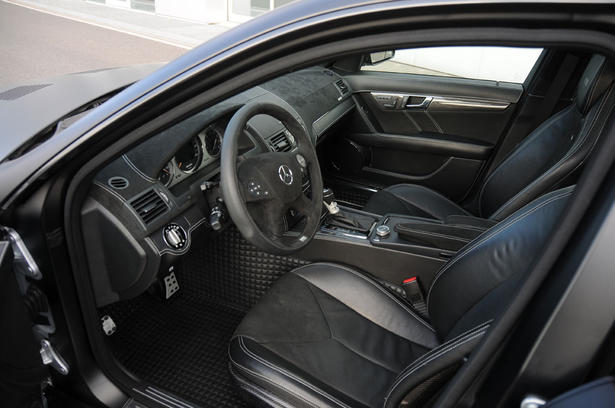 Brabus Bullit Black Arrow Mercedes C Class