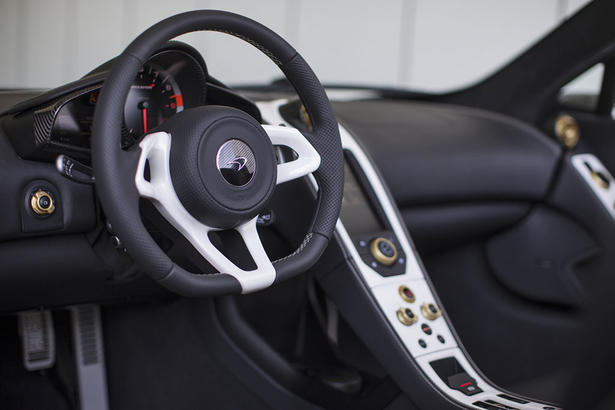 McLaren 650S Spider Al Sahara