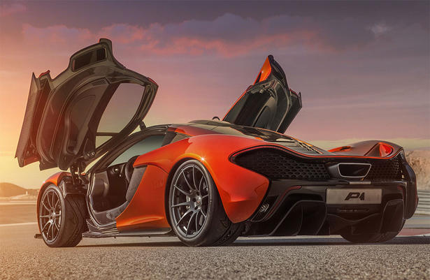 McLaren P1 Visits Bahrain