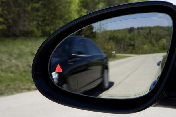 Mercedes S Class and CL Class get Blind Spot Assist