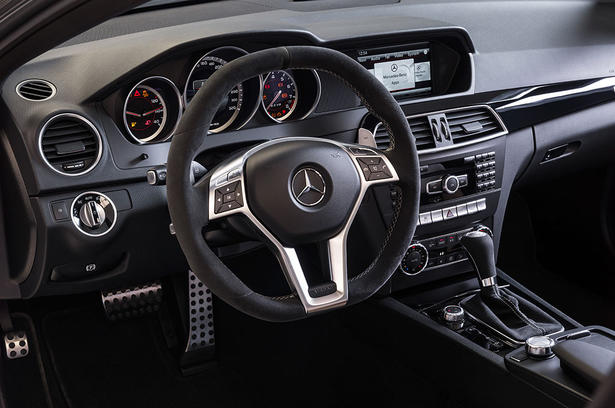 Mercedes C63 AMG Edition 507