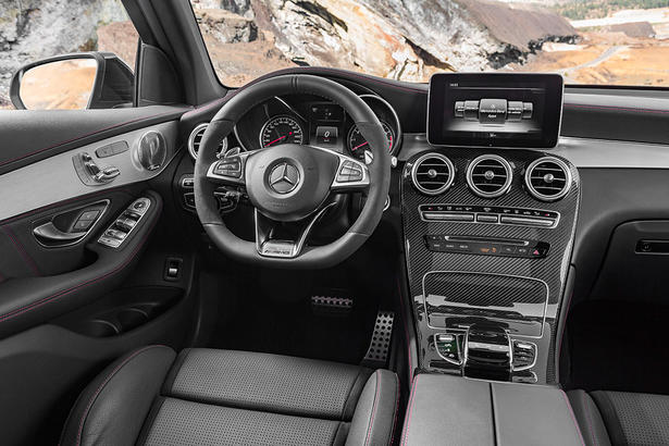 Mercedes GLC43 AMG: 367 hp of Fun