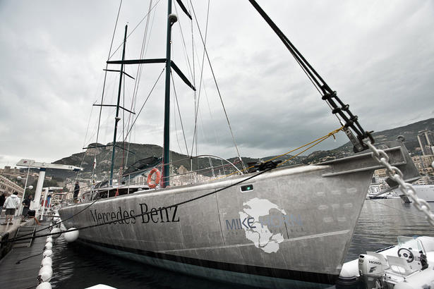 Mercedes Mike Horn PANGAEA