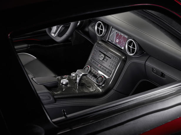 Mercedes SLS AMG interior