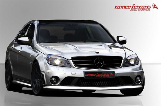 Romeo Ferraris Mercedes C63 AMG