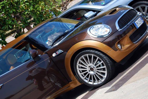 Aznom Mini Chateau Clubman