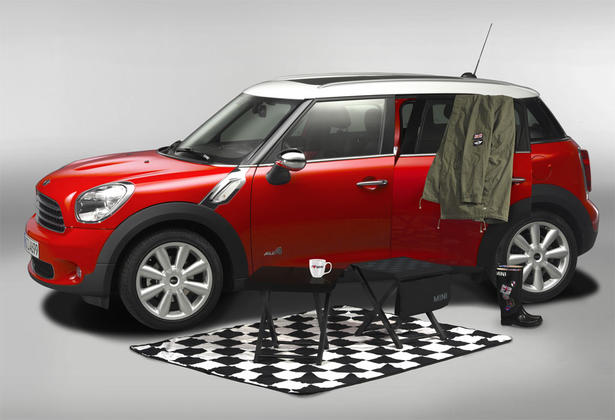 MINI Countryman Getaway Package