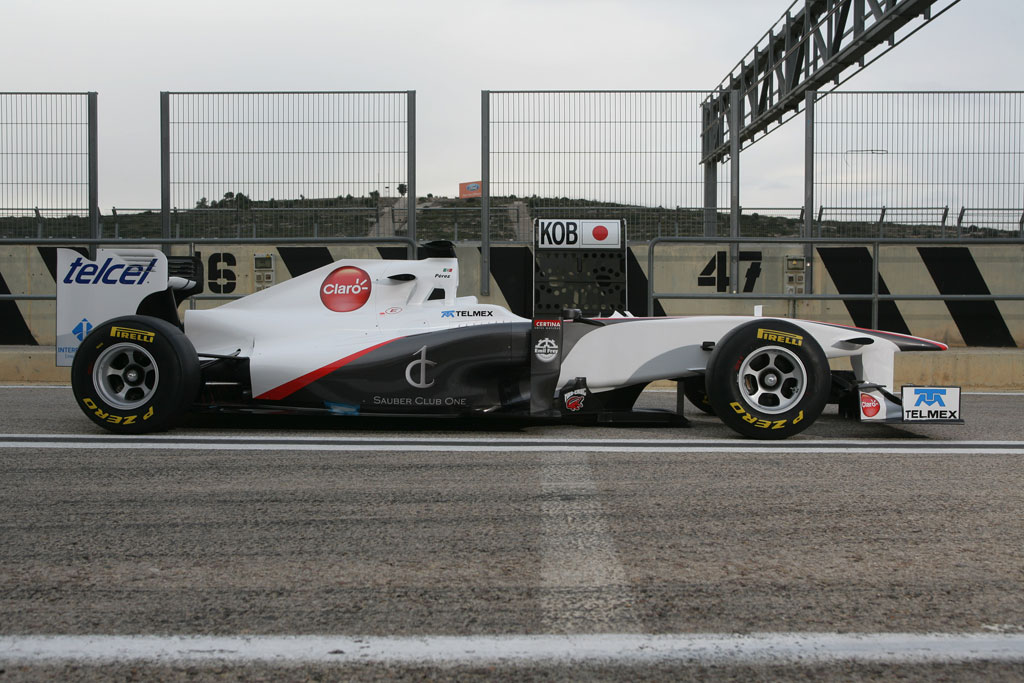 f1 cars 2011 pictures. Back to Sauber C30 2011 F1 Car