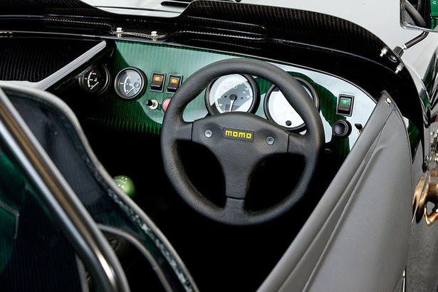 Caterham Seven Kamui Kobayashi