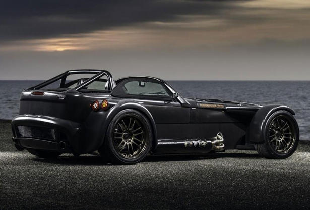 Donkervoort D8 GTO Bare Naked Carbon Edition