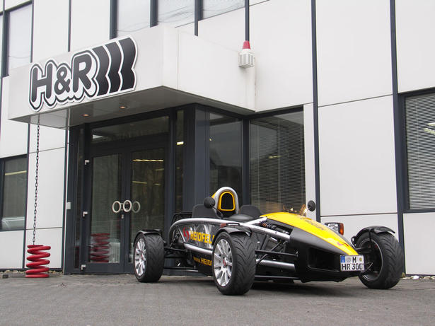 HR Ariel Atom