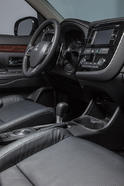 2014 Mitsubishi Outlander 32