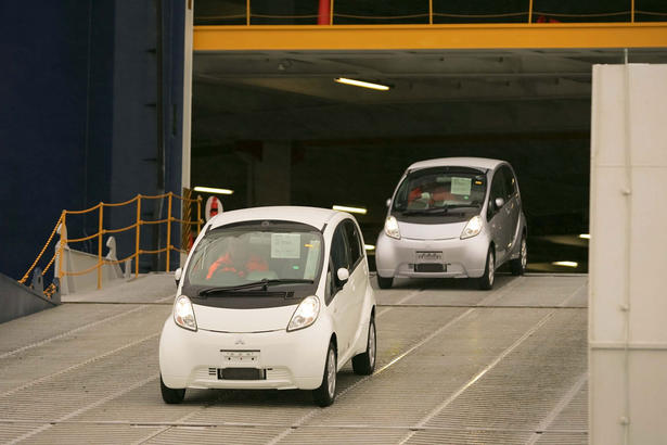 Mitsubishi i MiEV price