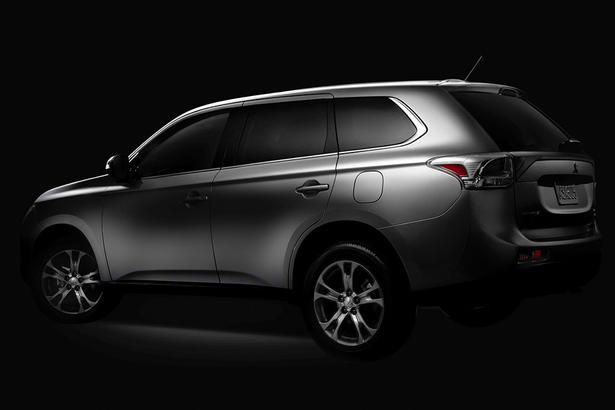 2014 Mitsubishi Outlander Teased