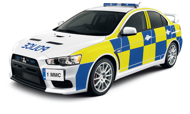 Police Mitsubishi Lancer Evo trio