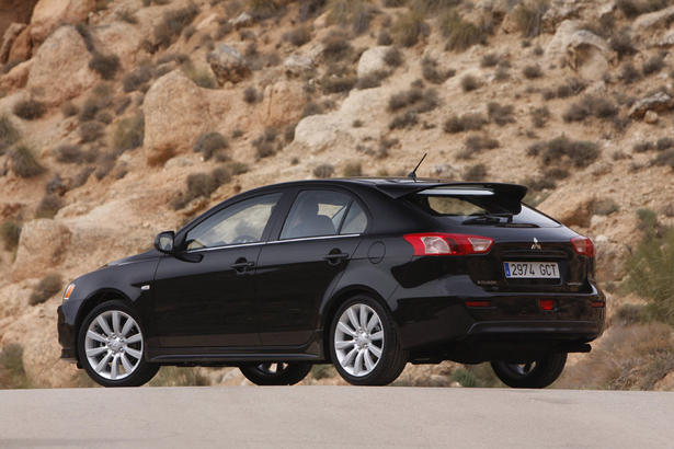 Mitsubishi Lancer Sportback Ralliart Unveiling