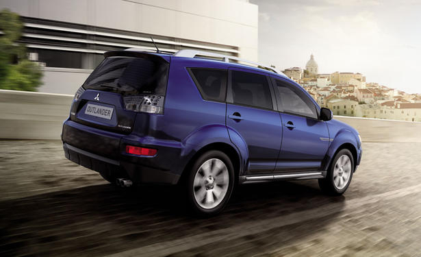 2010 Mitsubishi Outlander price