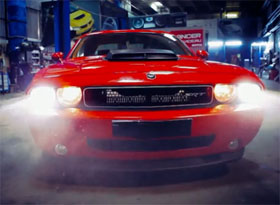 Video: Need For Speed Style Garage In Moscow