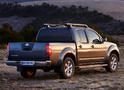 2011 Nissan Navara Pathfinder facelift 3