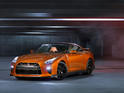 2017 Nissan GT R 16