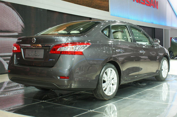 2013 Nissan Sentra Previewed