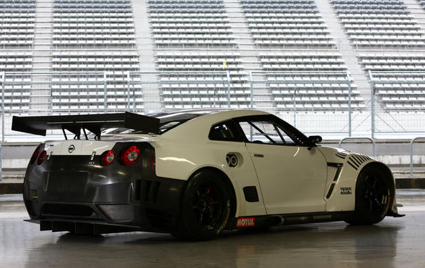 Nissan GT R GT1