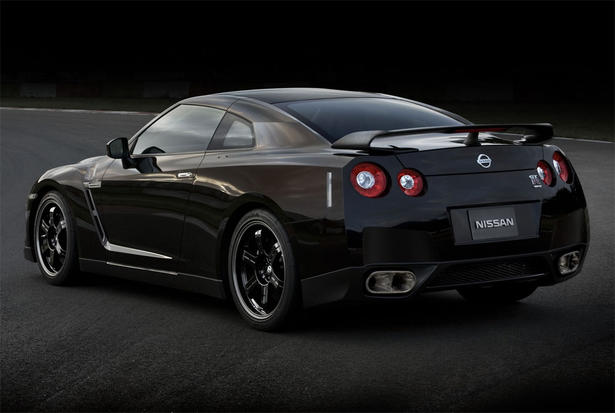 Nissan GT R SpecV price