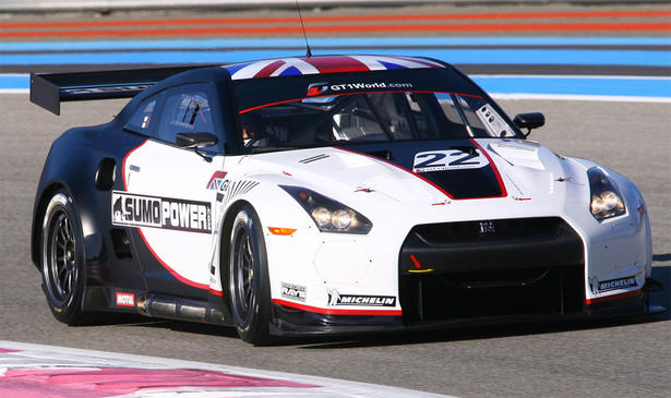 Nissan GT Rs