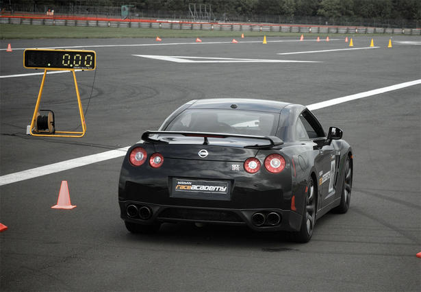 Nissan Race Academy