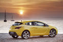2012 Opel Astra GTC 16