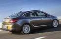 2013 Opel Astra Sedan 3