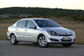 Opel Astra Notchback 13