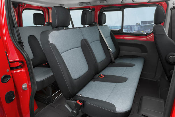 2015 Opel Vivaro Combi In One Mean Looking Van