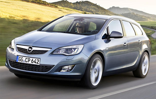 Opel Astra Sports Tourer Price