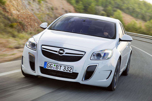 Opel Insignia OPC vs Audi S4 Video